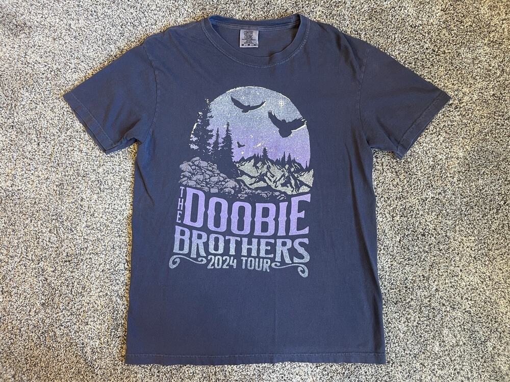 Doobie Brothers 2024 Tour T-shirt Coed Size Medium Comfort Colors Cotton